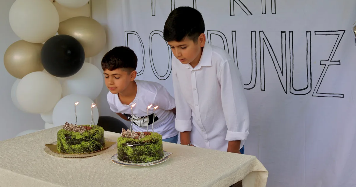 How Much to Charge for Birthday Party Photography