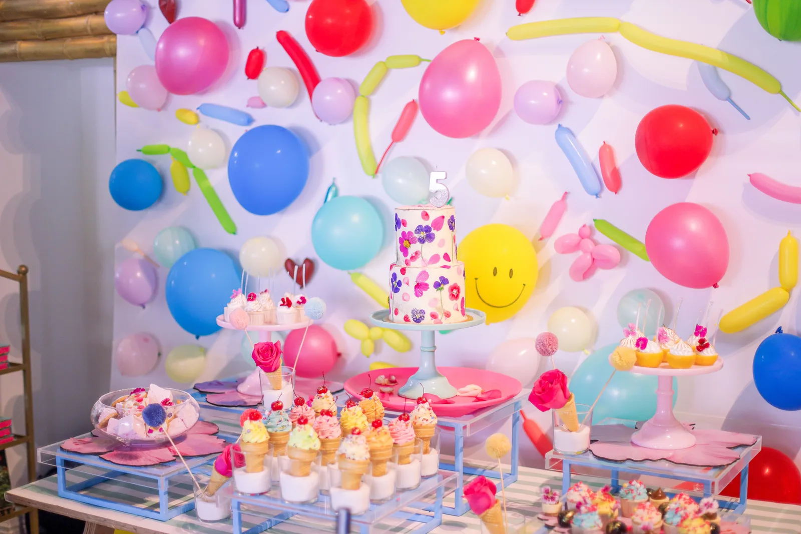 A decorated party table before the guests arrive